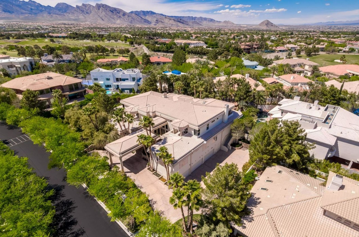 Curated Exclusively Private Gated Communities Gallery View 46